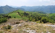 55 Panorama verso le colline di Dossena...